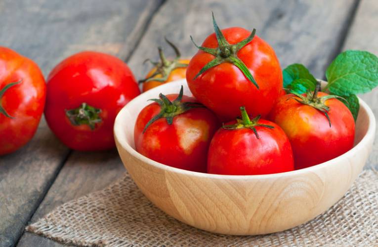 Przepis na zupę pomidorową – jak zrobić zupę z pomidorów?